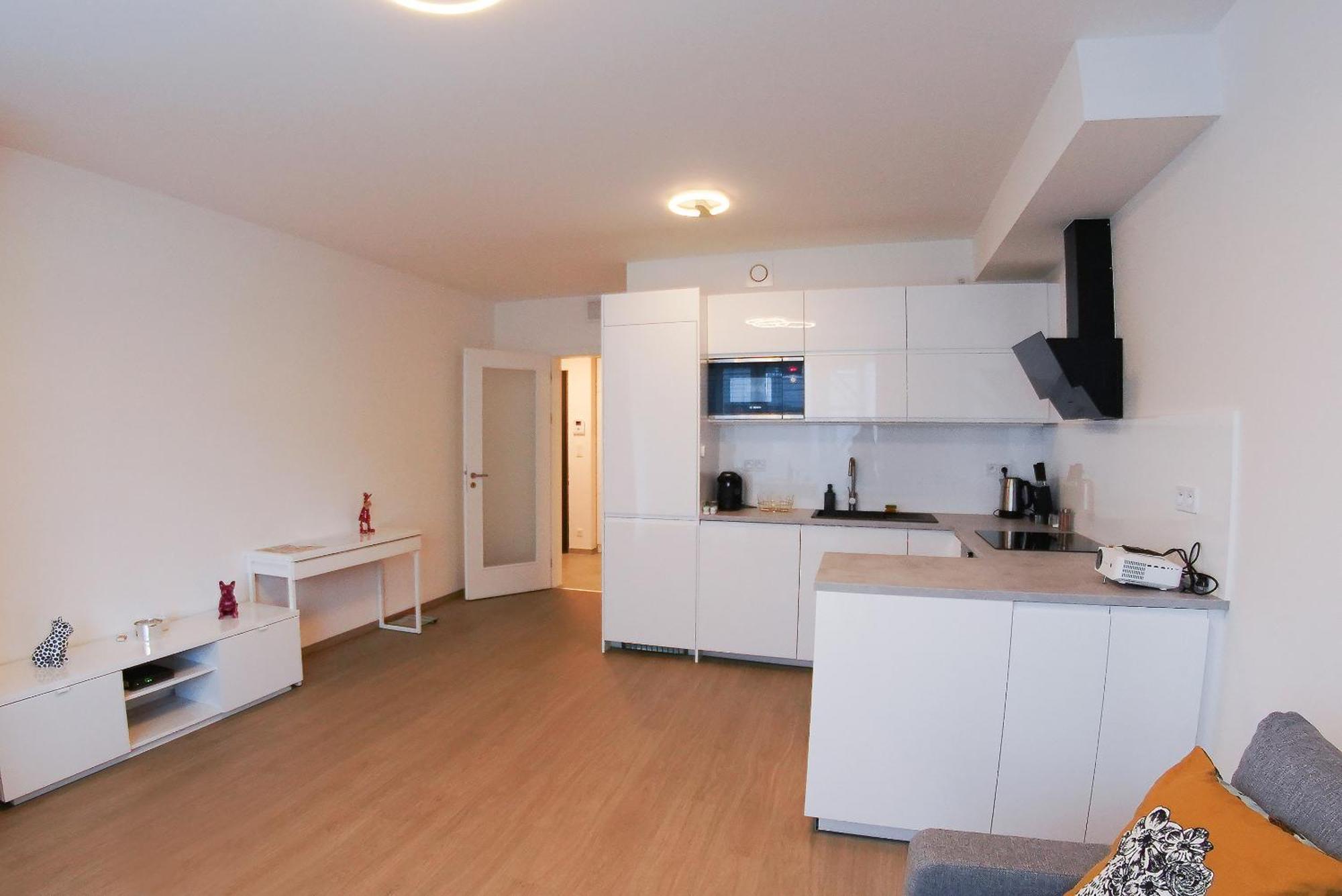 Holesovice Delight: Modern Comfort With A Twist In Prague 7 Eksteriør billede